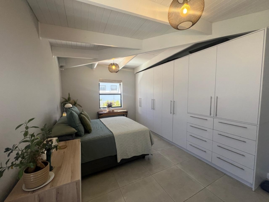 3 Bedroom Property for Sale in Jacobsbaai Western Cape